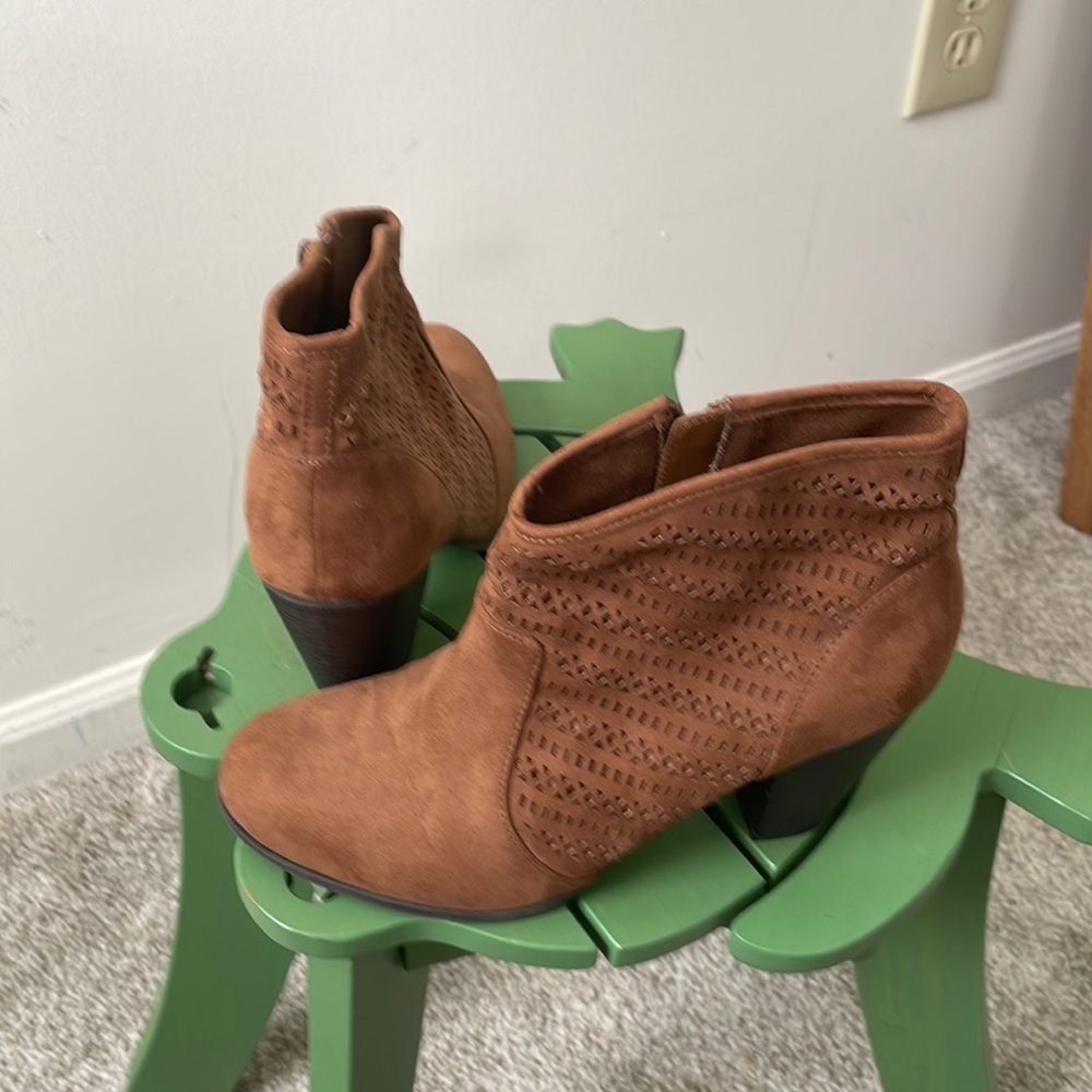 Rust Ladies Booties, Cut-out design